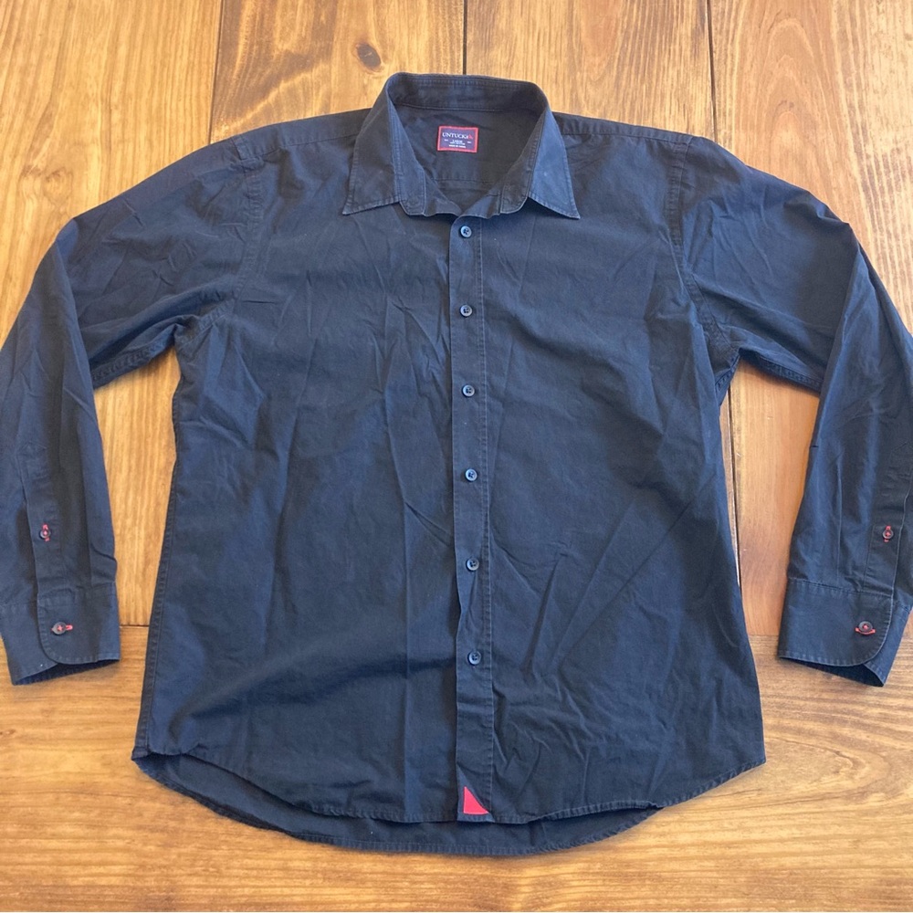 UNTUCKIT Long Sleeve Button Up Shirt EUC